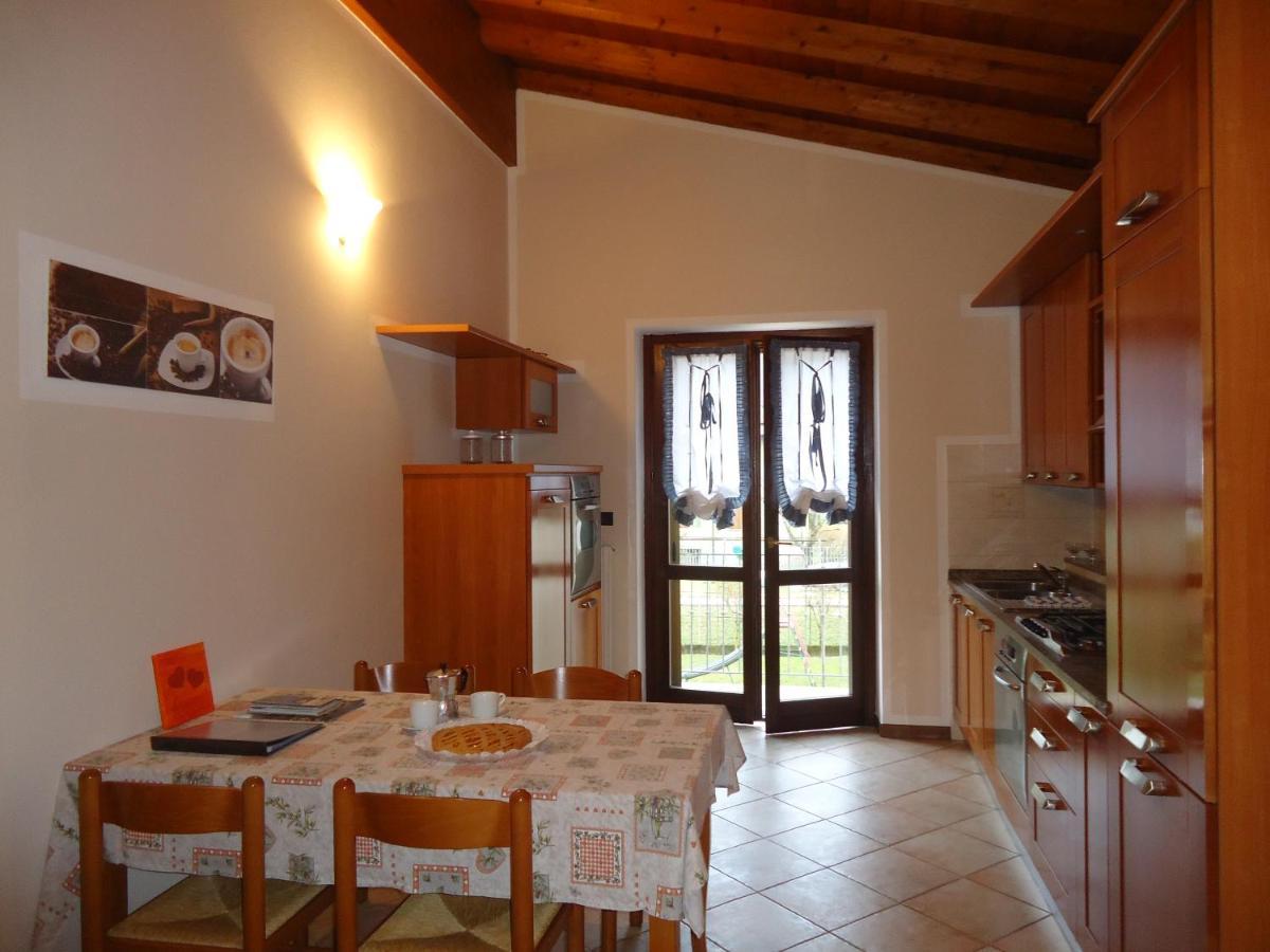 Casa Vittoria V1 Apartment Crone Екстериор снимка